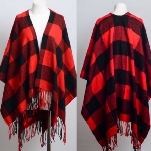 Plaid Poncho - Picture 6 of 6